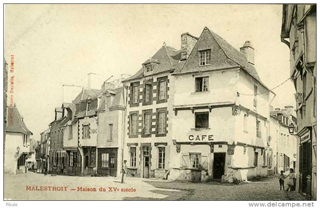 Malestroit place du bouffay